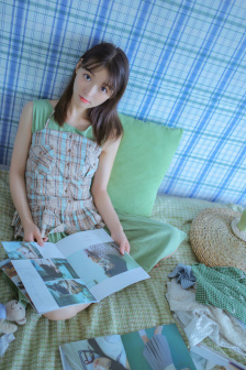 66美女人体